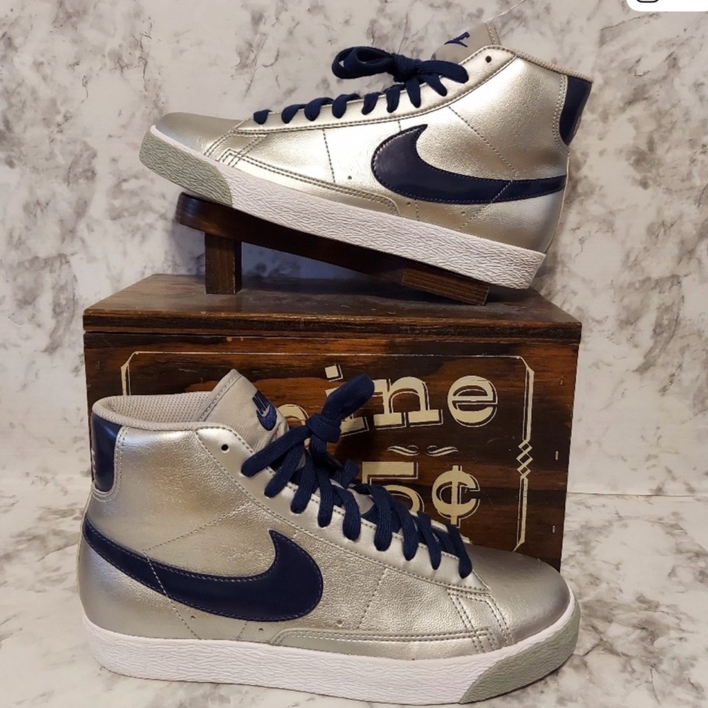 2010 nike blazer mid